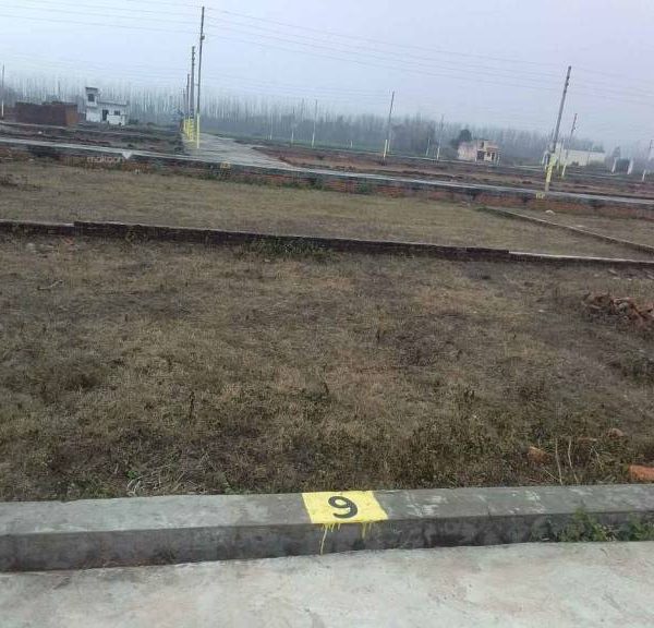 Residential Plot – 1350 SqFt. OR 150 SqYard (Gaz)